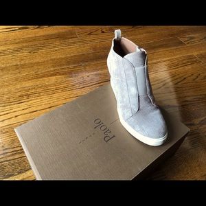 Linea Paolo women’s wedge shoes ( grey suede)